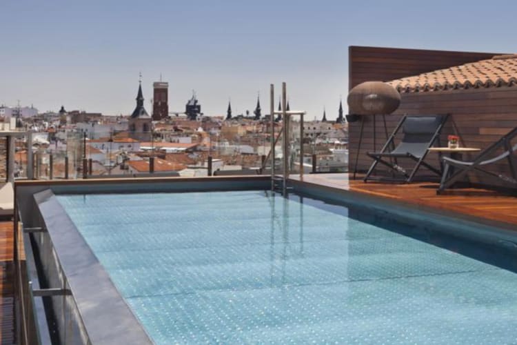 Rooftop pool